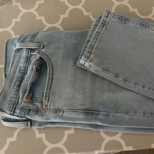Men Levi’s jeans